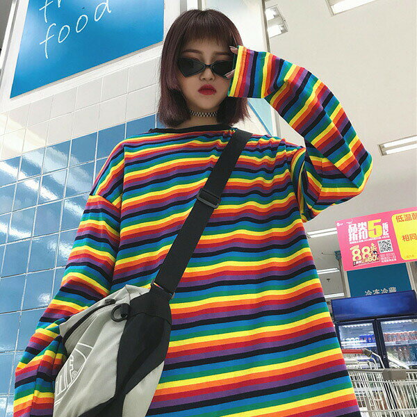 ロンT ボーダー柄 レインボーカラー オーバーサイズ ロンティー 長袖 Tシャツ ダンス 衣装 ヒップホップ コスチューム 韓国ファッション 大きいサイズ 個性的 春服 秋服 トップス decorative-10011370 サスガヤSHOP旧ダンスDecorative サンプル画像3