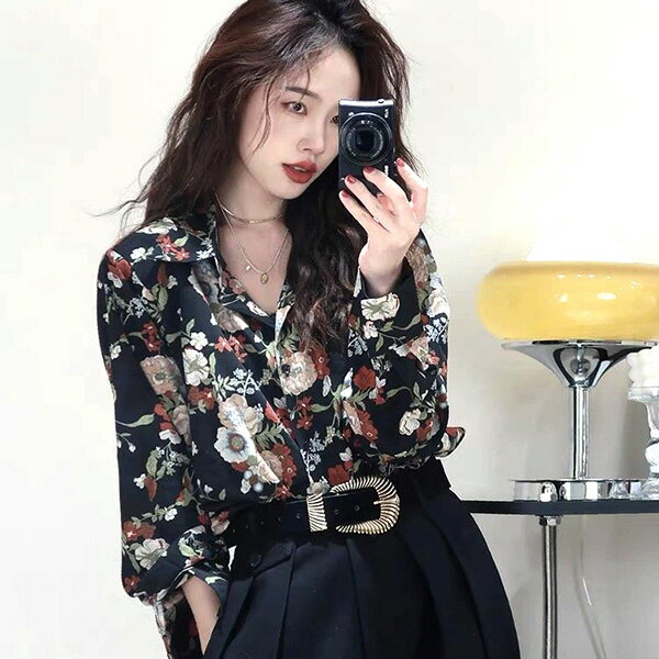 柄シャツ 花柄 花 フローラル フラワー 小花柄 レトロ 薄ピンク 赤 レッド ブラック 黒 長袖 長袖シャツ オーバーサイズ 衣装 韓国 大きいサイズ 個性的 秋服 冬服