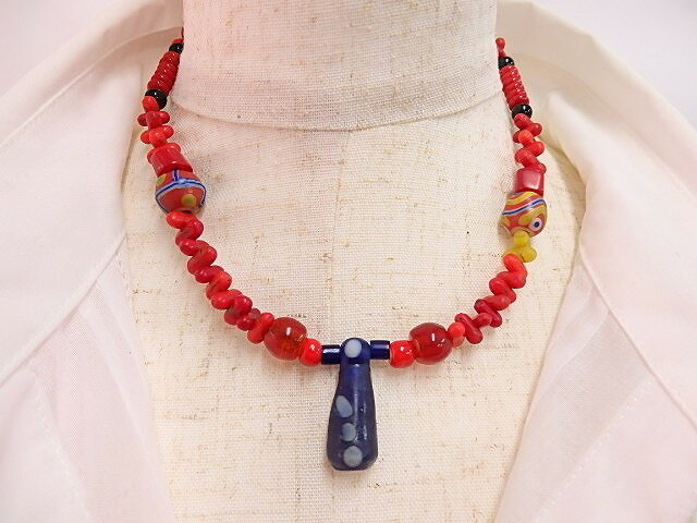 ゴージャス＆ボリューム！とんぼ玉ネックレス【送料無料】