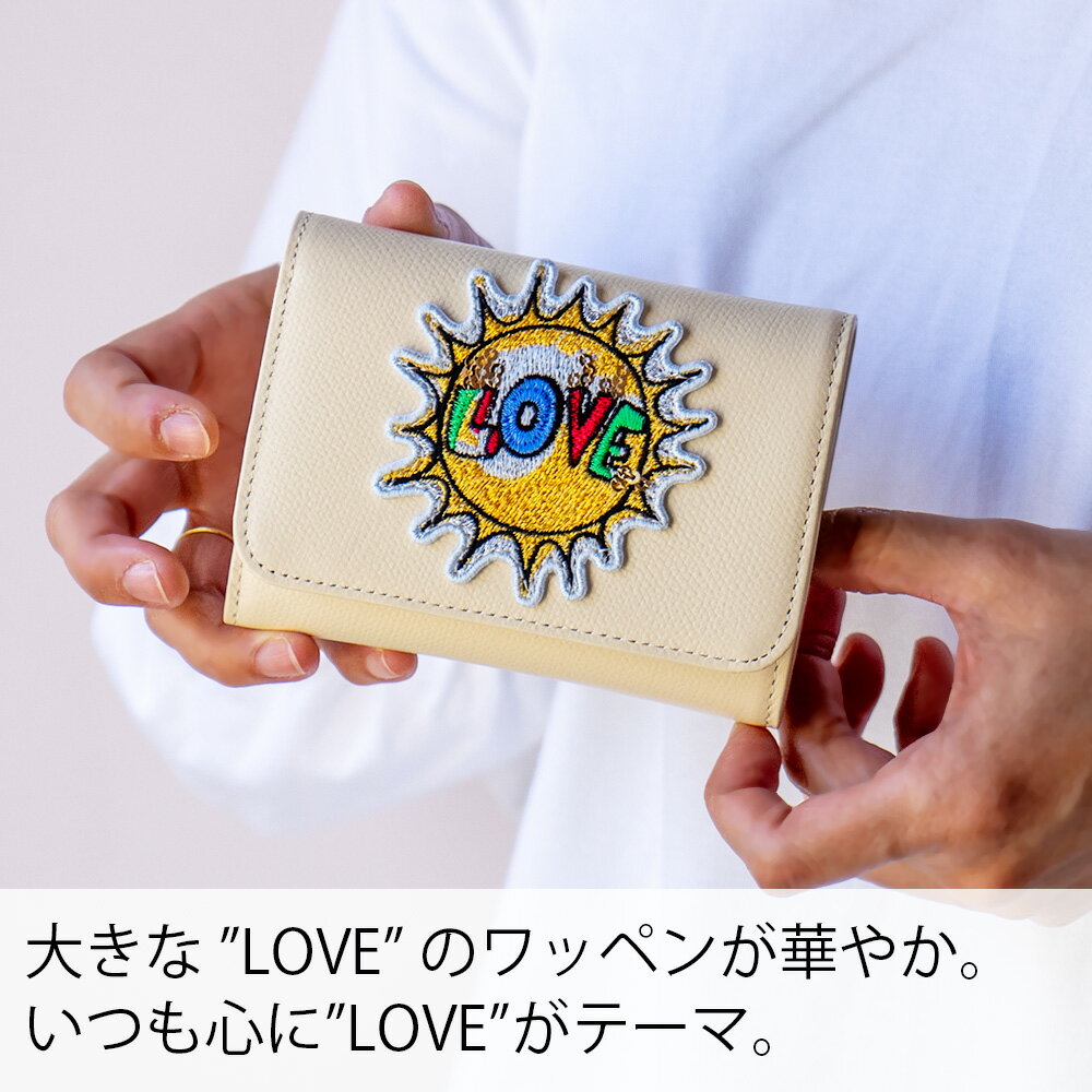 ＼ セール ／【 半額 50%OFF 18,700⇒9,350 】ツモリチサト 三つ折り財布 ラブワッペンミドルウォレット 3つ折り財布 刺繍 レザー 牛革 本革tsumori chisato CARRY 57836 プレゼント ギフト 金運 最強開運日