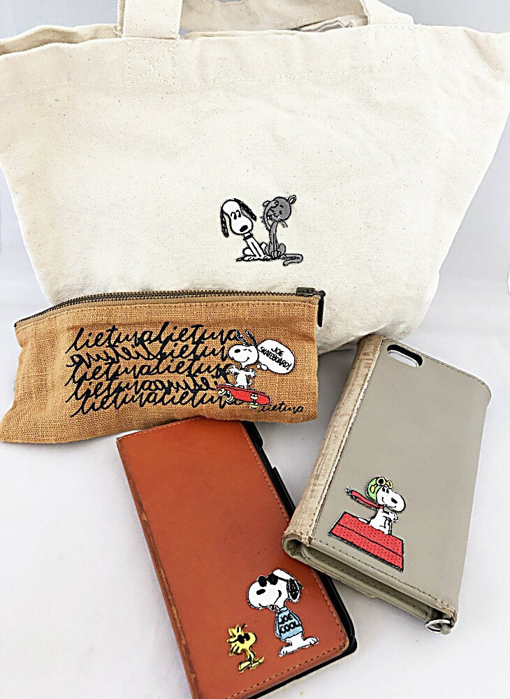 【送料無料】PEANUTS SNOOPY スヌーピー　アップリケデコステッカー　スヌーピーとウッドストックのミニフェイス アイロン シール ステッカー マスクやスマホに貼れる刺繍ステッカー 金糸 H90*W53mm SAC34