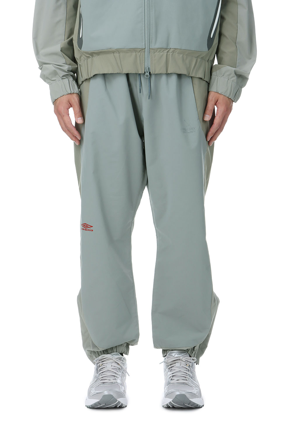 Rakuten - 【P10倍】TONAL TECH JOGGER by UMBRO / Earth Grey (25SS-MS3-020) MAGIC STICK(マジックスティック)