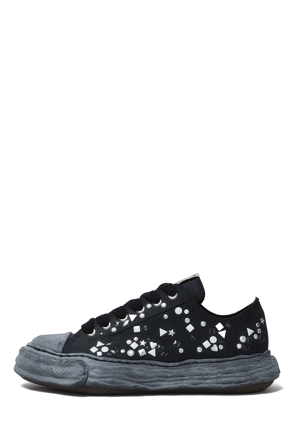 樂天商城 - PETERSON23 / embellished canvas Low -Top / BLACK/BLACK (A16FW724) MIHARA YASUHIRO(ミハラ ヤスヒロ)
