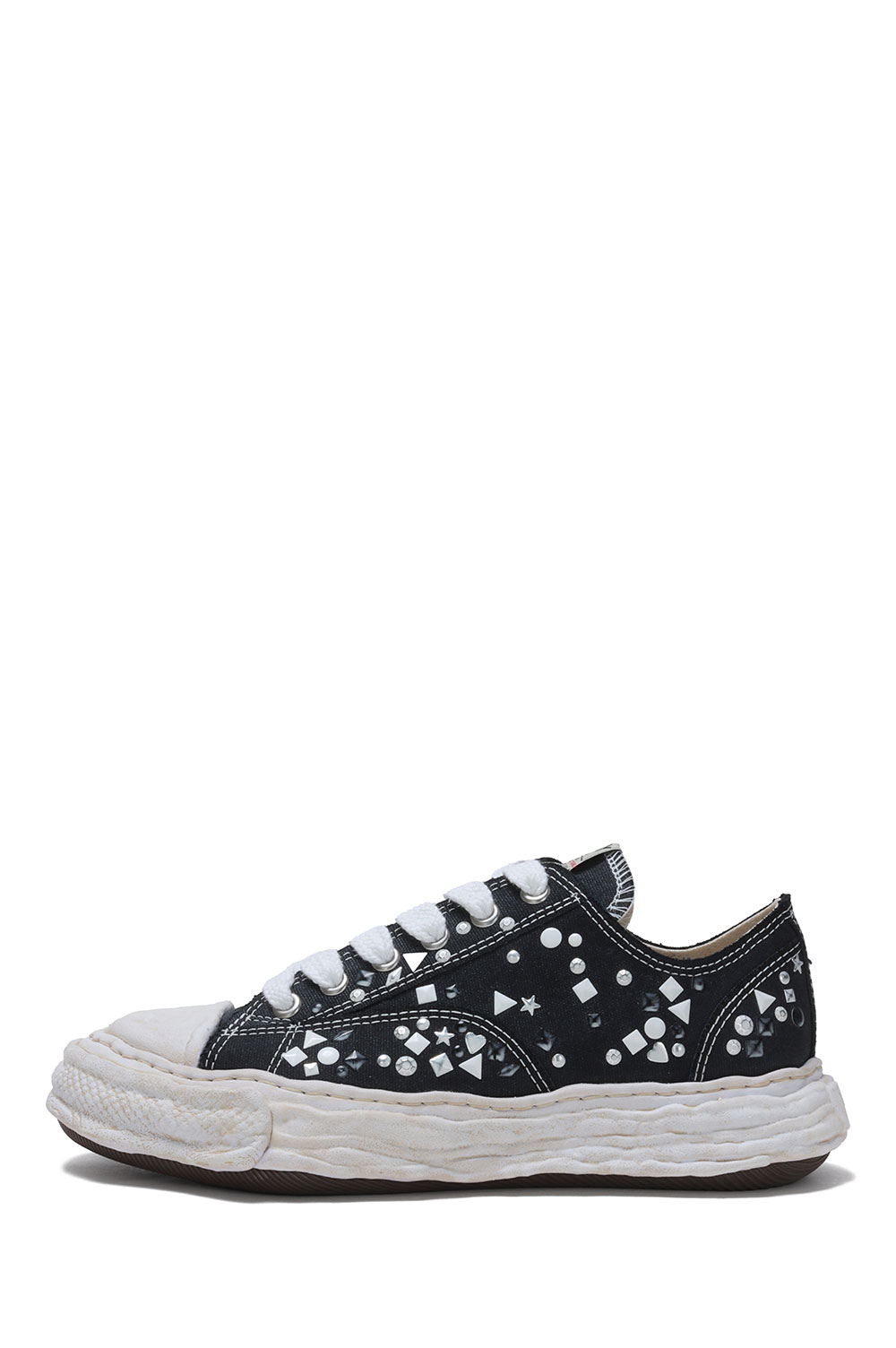 Rakuten - 【P10倍】PETERSON23 / embellished canvas Low -Top / BLACK (A16FW724) MIHARA YASUHIRO(ミハラ ヤスヒロ)