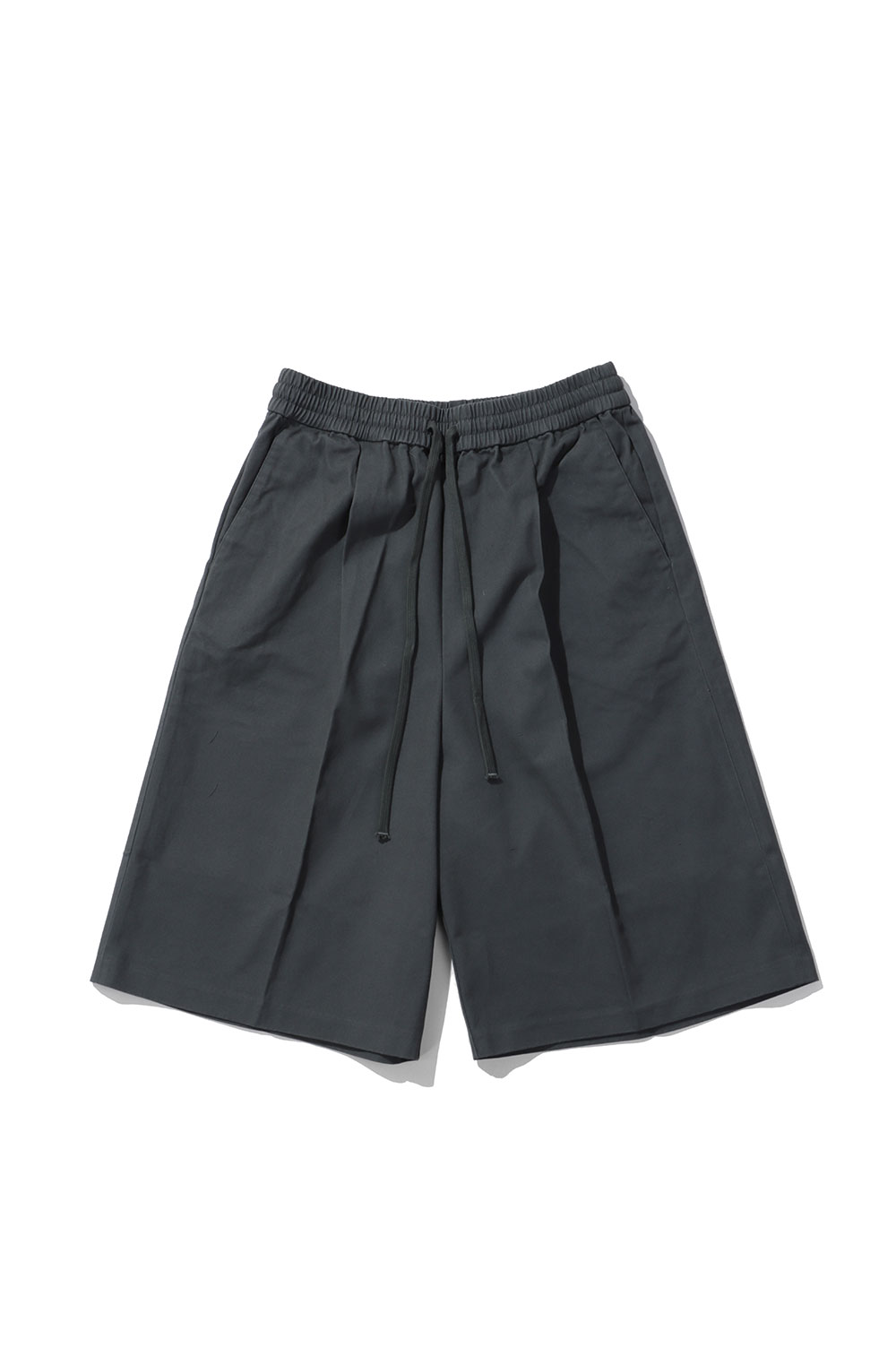 RELAXED DRAWSTRING SHORT - IRON GREY (RW00305) ESSENTIALS(エッセンシャルズ)
