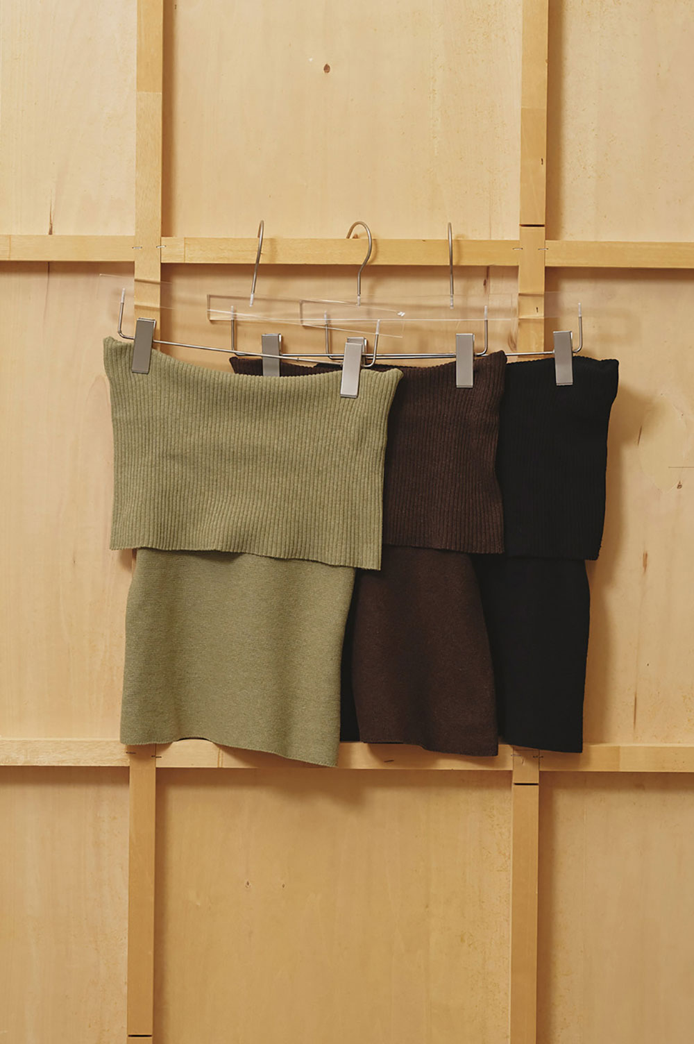Seamless Offshoulder Knit - BLACK (12610531) Todayful(トゥデイフル)