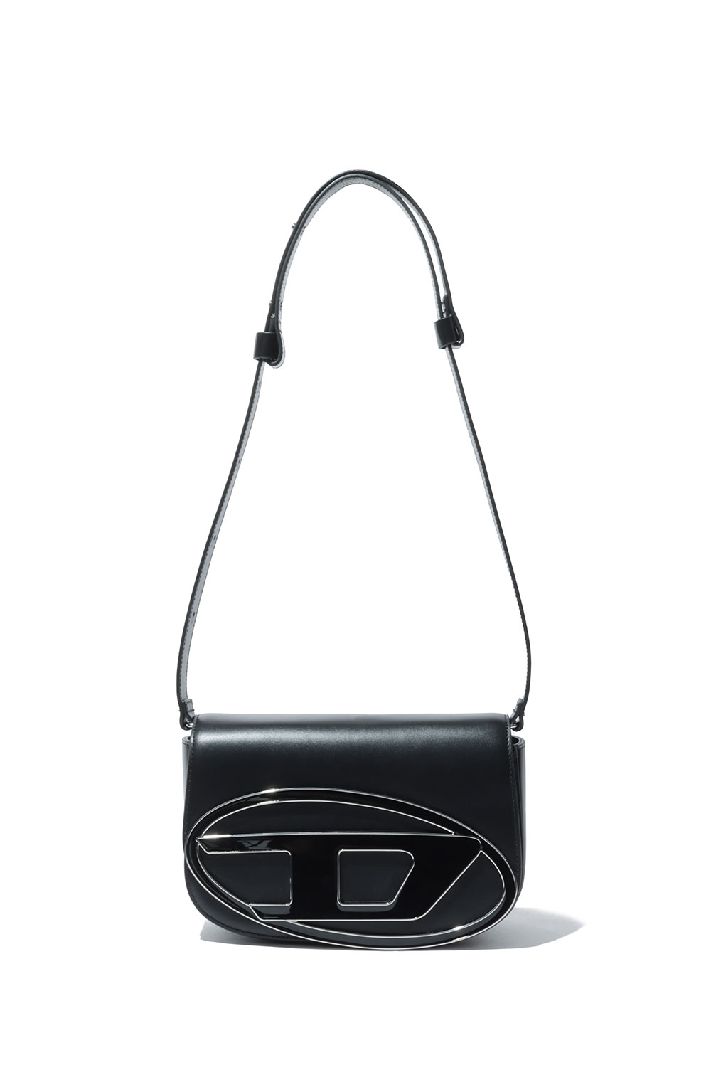 サイズ表　サイズ高さマチ最大幅幅(底)ONE SIZE16cm7.5cm24.cm24cm商品情報商品名1DR M - BLACK (X09568PR818)素材cow leather取扱ショップ Intention Line. B.P. Store（インテンション・ライン・ビー・ピー・ストア）〒950-0909 新潟市中央区八千代2-1-2 1FTEL：025-240-4699（10時〜19時 ）Mail:deepinsideinc-store@shop.rakuten.co.jp1DR M - BLACK (X09568PR818)DIESEL(ディーゼル)