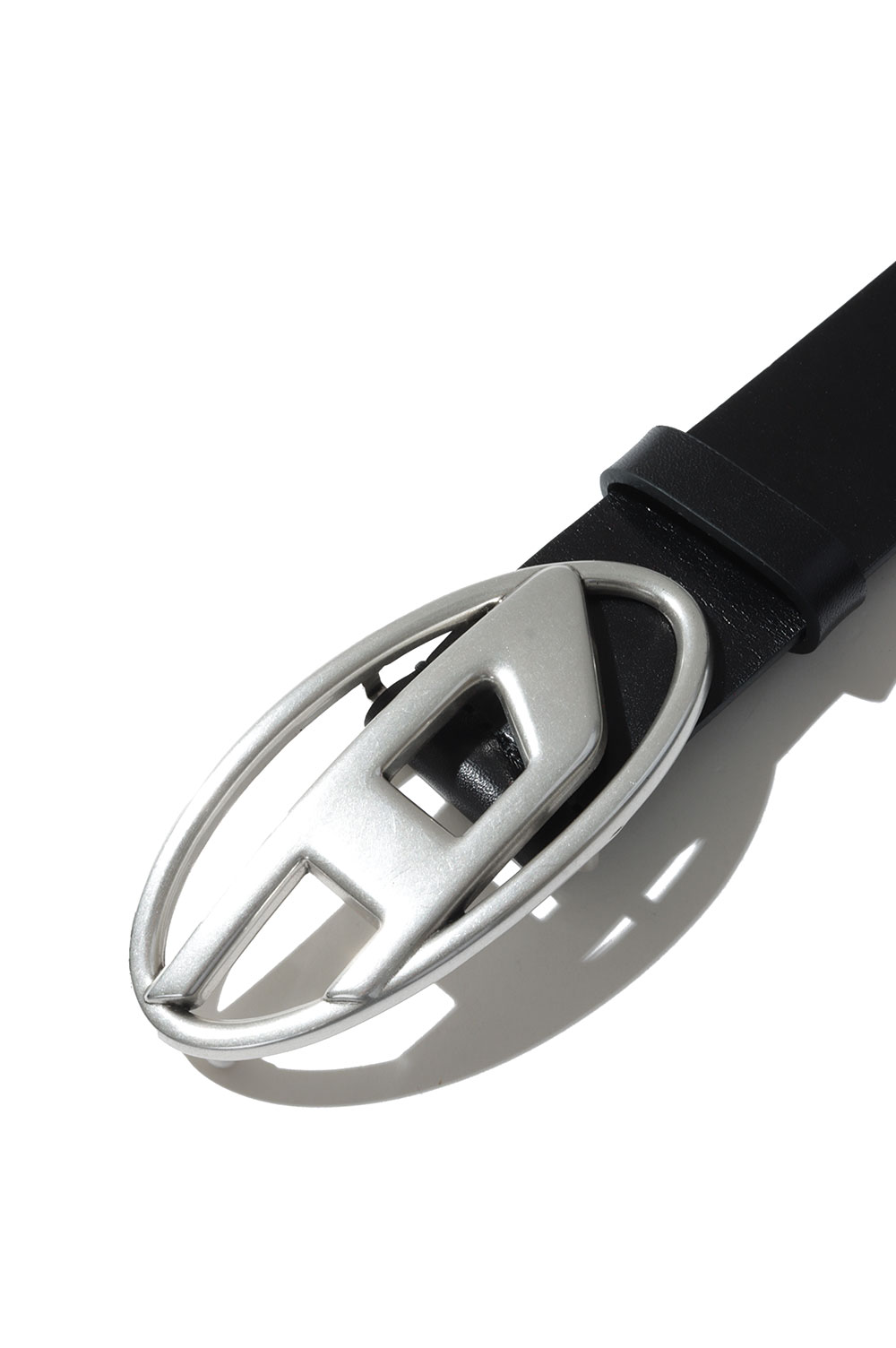 Deepinsideinc.StoreのB-1DR - BLACK / SILVER (X08516PR666) DIESEL(ディーゼル)｜アングル3