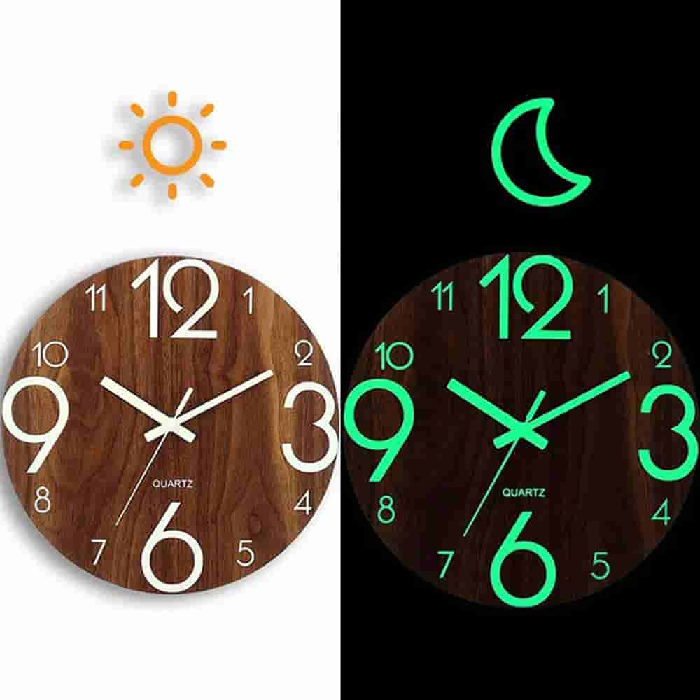 壁掛け 壁掛け時計 木製 夜光 直径30cm 電池式 丸型 掛け時計 木 夜の光時計 蛍光 連続秒針 サイレント ウォールクロック リビングルーム キッチン 寝室 オフィス 部屋装飾 インテリア プレゼント 誕生日プレゼントのサムネイル