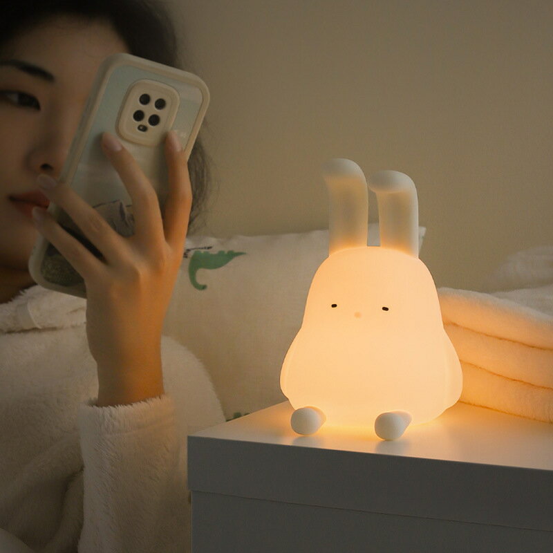 ナイトライト テーブルランプ 可 いウサギ 吊り可能 間接照明 枕元 寝室 夜間 授乳用 目に優しい タイマー設定 タッチセンサー USB充電 室内照明用 省エネ 雰囲気作り 折る可能兎耳 2