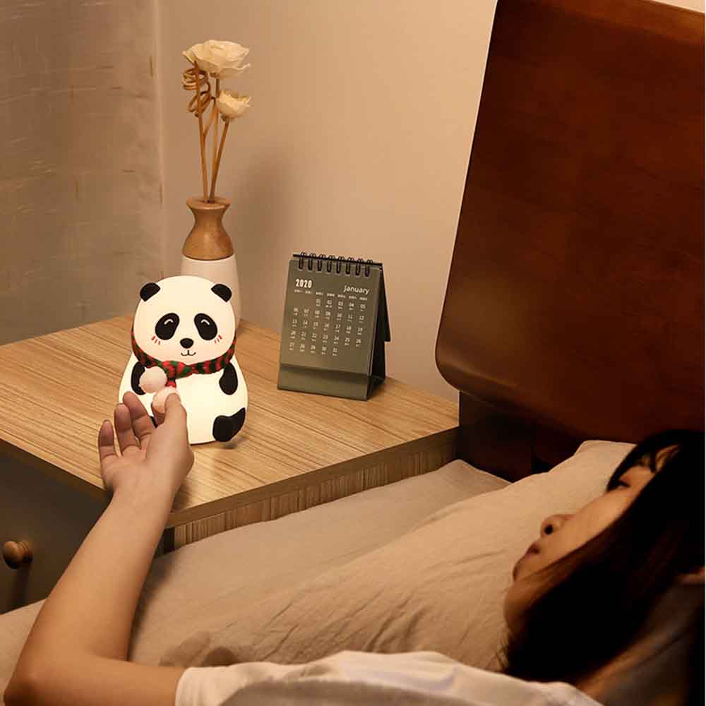 パンダナイトライト 授乳ライト パンダ かわいい LEDの暖かい光 調色機能 タイマ設定 USB充電式 連続動作 タッチ 安全なシリコーン素材 ソフトな手触り 間接照明 かわいい常夜灯 介護用ランプ ベッドサイドランプ 出産祝い ベッドルーム パンダ 雑貨