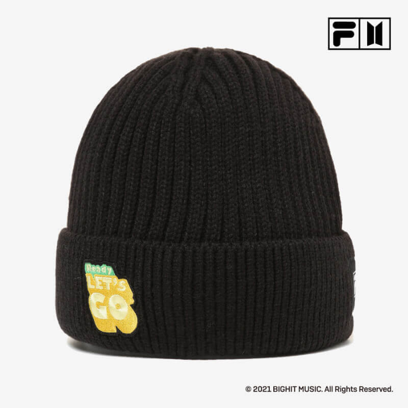 【送料無料】BTS x FILA フィラ ジョングク 着用モデル コラボ グッズ ニット帽 ニットキャップ ビーニー 帽子 CAP キャップ ロゴ 刺繍 ワッペン レディース メンズ ユニセックス フリーサイズ 黒 ブラック