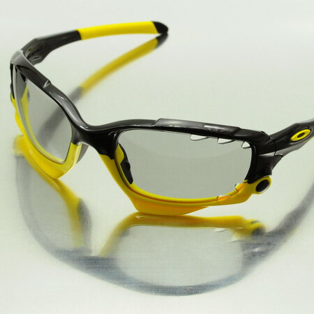 【GOODMAN LENS MANUFACTURE】グッドマンレンズマニュファクチャーOAKLEY JAWBONE（オークリージョウボーン）用交換レンズ調光[ライトグレー→グレー]シルバミラーコート（OAKLEY-JAWBONE-JB-P205） 2