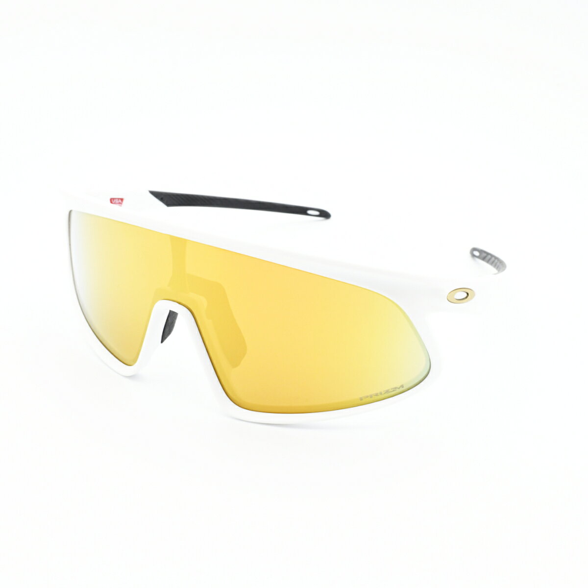 ■フレームカラー：MATTE WHITE/PRIZM 24K ■レンズ：PRIZM 24K フレームサイズ 【A】レンズ横幅：140mm 【B】ブリッジ幅：mm 【C】テンプル長さ：136mm 【D】フレーム全体幅：148mm 【E】レンズ縦幅：54mm 予告なく付属品が変更になることもあります。 デコリンメガネはOAKLEY（オークリー）正規販売店です。 当店の取り扱うOAKLEY（オークリー）製品はルックスオティカジャパンから直接仕入れている商品（正規品）です。