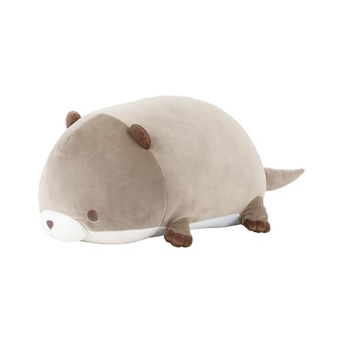 カワウソカワウソ/Lサイズ/34207-32・Style:カワウソSize:Lサイズ・パッケージ個数:1・優しい色合いと柔らかな手触りに癒される、かわいい水辺の仲間たち《マシュマロアクアミエ》シリーズ から、ペールトーンカラーが涼し気なクールタイプが新登場しました。・ふんわり丸いフォルムと、もちもちの生地が心地よい癒しアイテムです。まるでマシュマロのような触り心地。・お腹の生地には、抗菌の接触冷感生地を使用しているので、暑い季節も快適にお使いいただけます。・Lサイズは、ボリュームがあり抱き心地抜群です。・手洗いOK