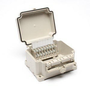 東洋技研■BOXTH-1LB-A□中継ボックス[BOXTHシリーズ]□端子台：有□極性：8□レール取付：不可□保護等級：IP67□取込口サイズ：無□W(mm)：119.0□H(mm)：78.0□D(mm)：115.6□フタ高さ：L(低)