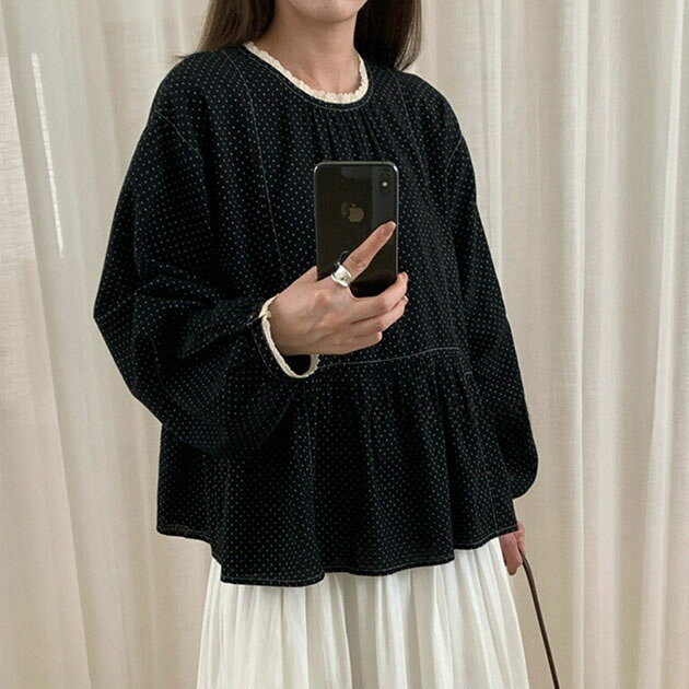 Rakuten - ドット柄 レース ギャザー ペプラム ブラウス トップス 長袖 クルーネック ドロップショルダー レディース 女性 春 秋 冬 配色 ステッチ 丸首 体型カバー ゆったり ナチュラル 可愛い スイート ガーリー ロマンティック おしゃれ おでかけ デート