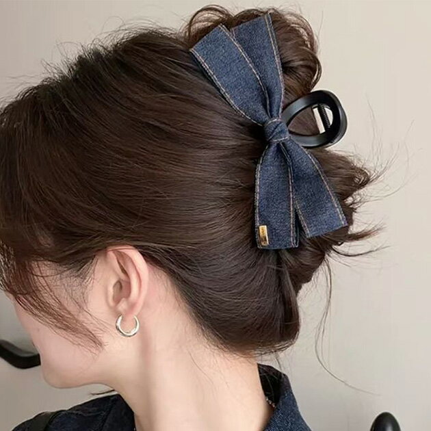 Rakuten - 【2点セット】デニム リボン ヘア クリップ 女性 レディース ヘアアクセサリー 春 夏 秋 冬 ヘアアレンジ まとめ髪 アップヘア ハーフアップ ポニーテール 大人 きれいめ オフィス オンコーデ カジュアル ストリート