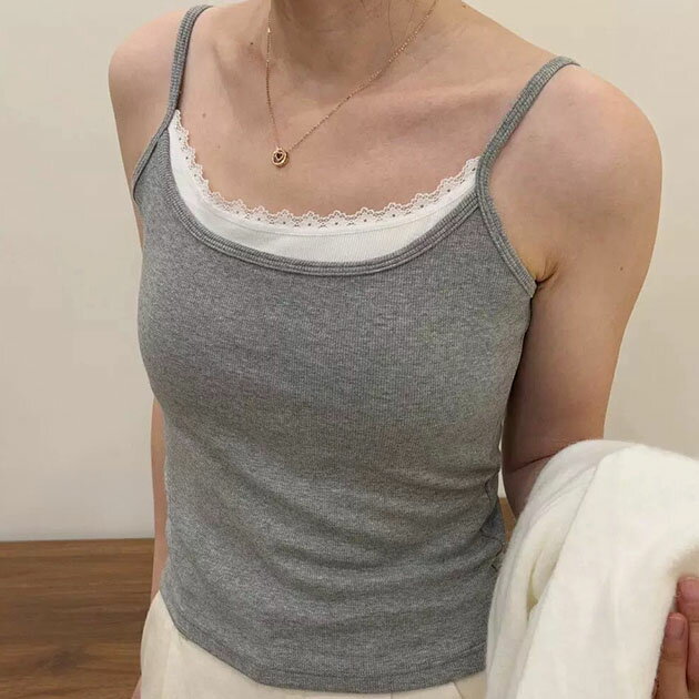配色 フェイクレイヤード レース カップ付き キャミソール 女性 レディース インナー ブラジャー 肌着 ブラトップ トップス 春 夏 秋 冬 単色 無地 ワンカラー シンプル ミニマル 重ね着風 カジュアル ストリート ショート丈 一体型
