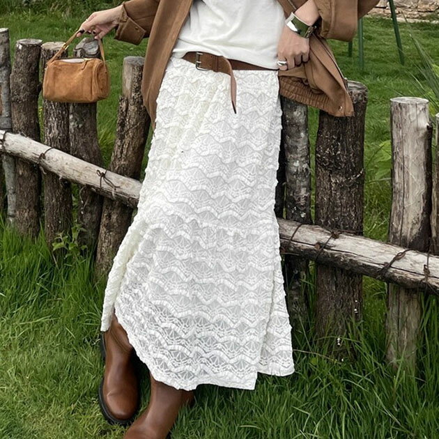 総レース ティアード ロング フレア スカート 女性 レディース ボトム 春 秋 冬 単色 無地 ゆったり ふんわり カジュアル ストリート 体型カバー 透け感 ロマンチック ガーリー 甘め キュート フェミニン 甘辛ミックス マキシ