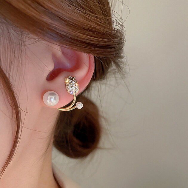 Rakuten - フラワー モチーフ パール コンビ ピアス アクセサリー 女性 レディース 春 夏 秋 冬 オールシーズン 耳飾り チューリップ お花 ビジュー メタリック きらきら フェミニン 上品 エレガント 大人っぽい きれいめ お呼ばれ 結婚式 オケージョン