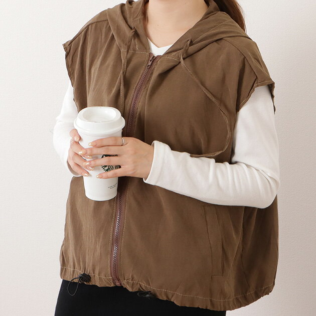 ドロスト付きオーバサイズフーデットベスト 女性 レディース 春 秋 冬 ロングシーズン ジレ ナイロン ..