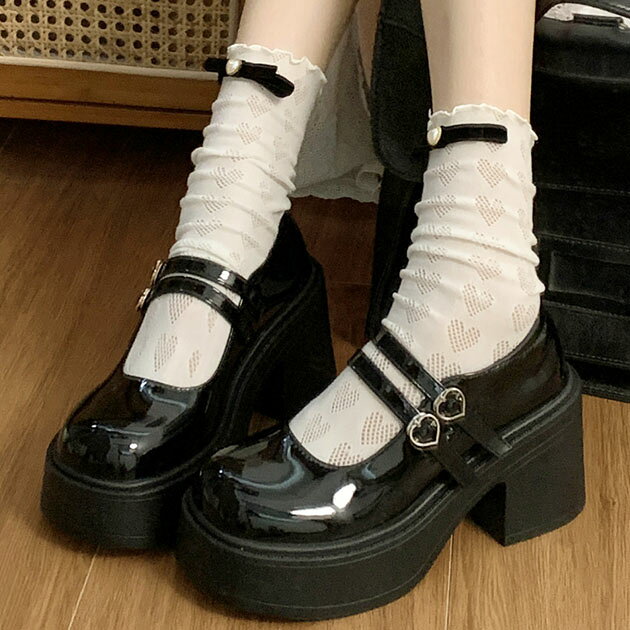 樂天商城 - パテント調 ダブル ストラップ 厚底 ヒール パンプス ラウンドトゥ シューズ 靴 レディース 女性 春 夏 秋 冬 エナメル調 太ヒール ボリューム 歩きやすい 脚長効果 身長アップ おしゃれ 可愛い キュート スイート ガーリー レトロ ロリータ