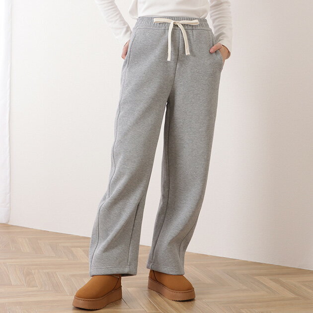 裏起毛ストレートワイドイージーパンツ 女性 レディース ボトム ズボン 暖パン ストレート 秋 冬 ウィンター 防寒 ウォーミー 寒さ対策 シャギー 厚手 楽ちん 脚長効果 ウエストゴム カジュアル 保温 単色 シンプル ハイウエスト きれいめ