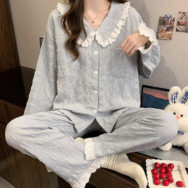 Rakuten - Vネック ビッグカラー フリルレース 長袖 パジャマ ルームウェア 女性 レディース 春 秋 冬 パジャマ 部屋着 寝巻き 前開き 前ボタン 上下 ゆったり ソフト 着やすい 可愛い キュート ガーリー スイート ナイトウェア お泊り会 おうち時間
