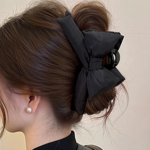 立体 リボン ソフト ヘア クリップ 女性 レディース ヘアアクセサリー 髪飾り 春 夏 秋 冬 お呼ばれ ヘアメイク アレンジ 可愛い カジュアル デイリー ポップ シンプル バレッタ ガーリー クッション キッチュ