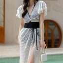 【2点セット】パレオ付き フェイクレイヤード シアー スイム ワンピース 女性 レディース 水着 オールインワン ロングスカート 夏 透け感 レース バイカラー ハイウエスト ホルターネック フレアスリーブ ドレッシー 海 ビーチ プール リゾート 大人