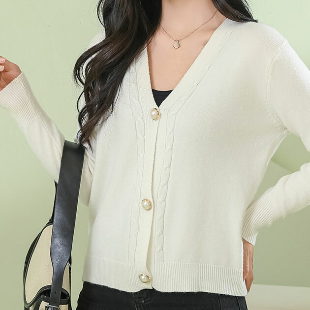 パール ボタン Vネック 長袖 ニット カーディガン 女性 レディース セーター 秋 冬 羽織り アウター コート コンパクト ショート丈 ケーブル柄 編み柄 ...