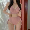 【2点セット】 ソリッドカラー カシュクール風 Vネック ビキニ 女性 レディース スイムウエア ラッシュガード 夏 海 プール 単色 無地 カジュアル ハイウエスト ショーツ キャミソール シンプル スポーティ リボン シャーリング ギャザー