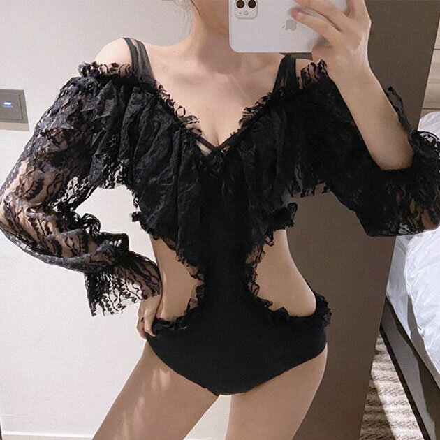 乐天商城 - レースドッキング キャンディ袖 Vネック ワンピース 水着 女性 レディース スイムウエア ラッシュガード 夏 海 プール 単色 オールインワン シアー エレガント カットアウト 細見え 華奢見え セクシー フリル 華やか オフショルダー
