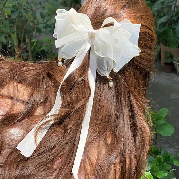 Rakuten - シフォン リボン パール付き ビッグ バレッタ 女性 レディース ヘアアクセサリー 春 夏 秋 冬 髪飾り ボリューム 華やか エレガント 上品 フェミニン 大人っぽい 可愛い スイート まとめ髪 アクセント ヘアアレンジ パーティー 結婚式 二次会