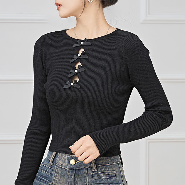 乐天商城 - クルーネック カットアウト リボン クロップド トップス 女性 レディース ロンT 春 秋 長袖 ショート丈 コンパクト リブ ニット ガーリー 甘め スタイルアップ キュート スリム フィット 単色 無地 丸首 ヘルシー ストリート カジュアル