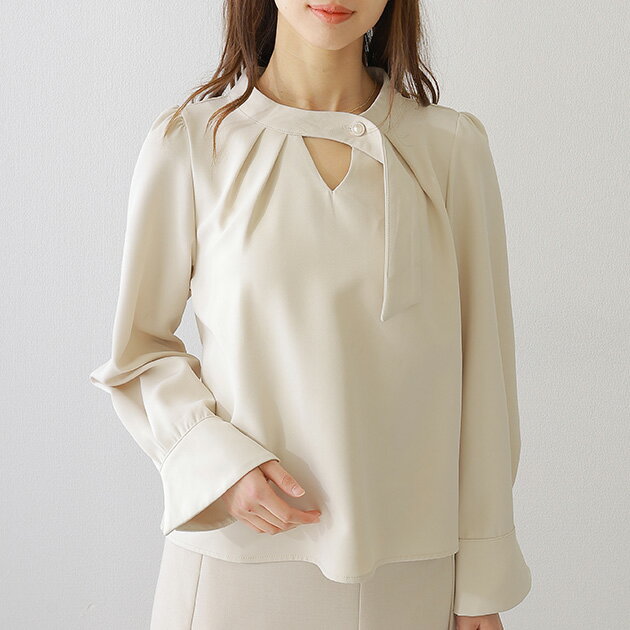 Rakuten - スタンドカラー パフスリーブ風 タイ付き 長袖 ブラウス 女性 レディース トップス プルオーバー シャツ 春 夏 秋 単色 無地 上品 オフィス セレモニー フォーマル ボウタイ きれいめ コンパクト 大人 着まわし シンプル