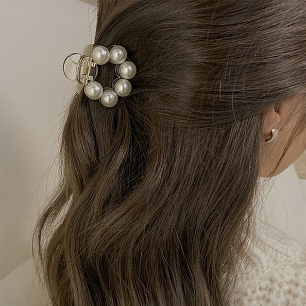 【2点セット】パール ライン クリア ヘア バンスクリップ 女性 レディース ヘアアクセサリー 春 夏 秋 冬 可愛い ガーリー キュート クラシック お嬢様 定番 ベーシック まとめ髪 アクセント アレンジ 上品 ミニサイズ 華やか パーティー