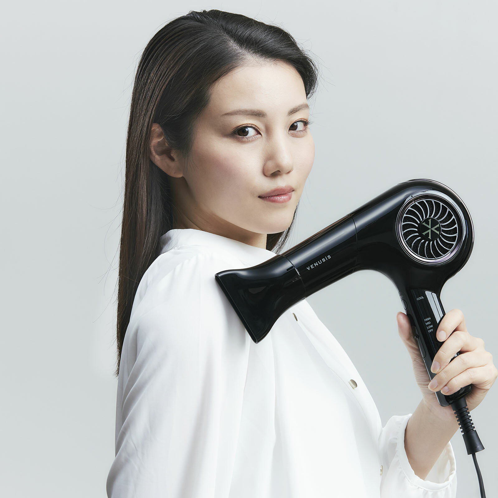 【プロも愛用】【キャンペーン特典付】VENUSiS プロ仕様ヘアドライヤー 遠赤外線 マイナスイオン 大風量 軽量 静音 美容師監修 ツヤ髪 速乾 ドライヤー ...