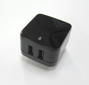 入力：100-240VAC　50/60Hz 出力：(1)USB 5Vdc/2.4A 　　 (2)USB 5Vdc/1A 最大出力：17W(3.4A) 安全規格：PSE,UL,cUL,CE