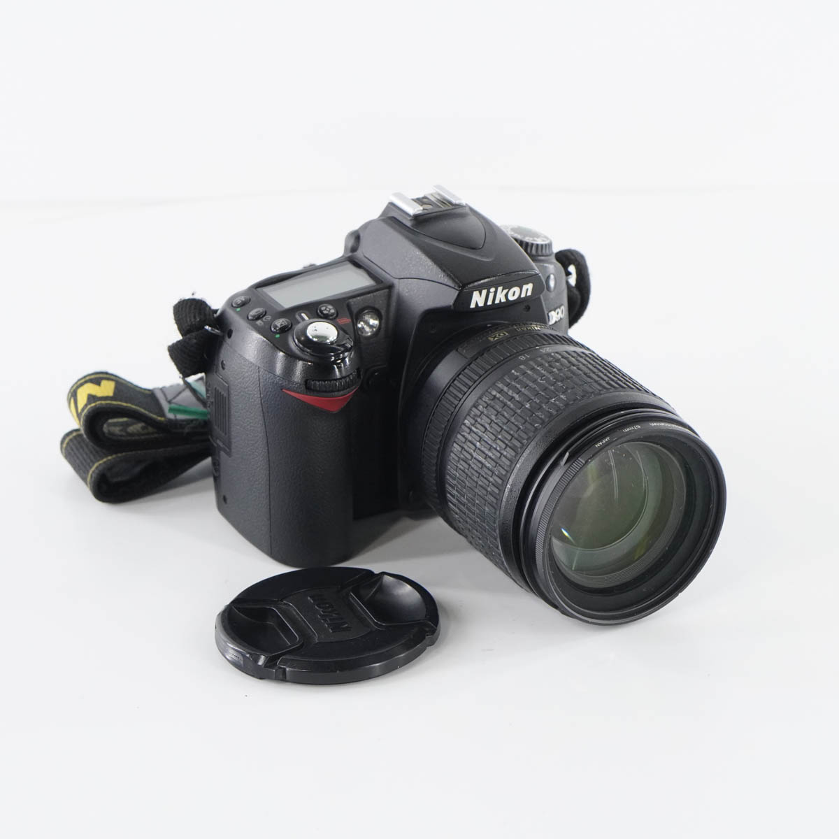 【中古】[PG]8日保証 NIKON D90 デジタル一眼レフカメラ レンズ付 18-105mm 1:3.5-5.6G ED ∞-0.45m/1.48ft Φ67 VR AF-S NIKKOR DX [05099-0039]