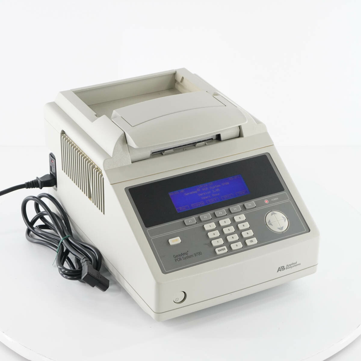 【中古】[DW]8日保証 Applied Biosystems PCR System 9700 GeneAmp AB Thermal Cycler サーマルサイクラー 電源コード [05196-0026]