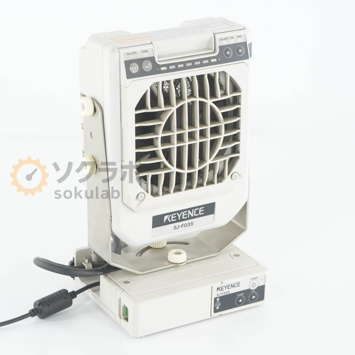 付属品：ACアダプター 電源コード【保証あり】使用されていたものを入荷いたしました。 あくまでも中古品としてご理解の上でご購入お願いいたします。 詳細は写真にてご確認ください。【当商品について】※写真にて掲載されているものは当店の在庫の一つとなります。 同等品をお送りさせていただきます。製造番号等は異なる場合があります。 ※掲載している写真の中の「この中から、発送致します。」と記載されている札の写真にのみ写っている付属品は付属にならない場合もございます。【外観・動作・補足コメント】やや傷や汚れがあります。ファンが回ることを確認いたしました。【サイズ】高さ22.00cm×幅14.00cm×奥行16.00cm　重さ約2.00kg【サイズ補足】