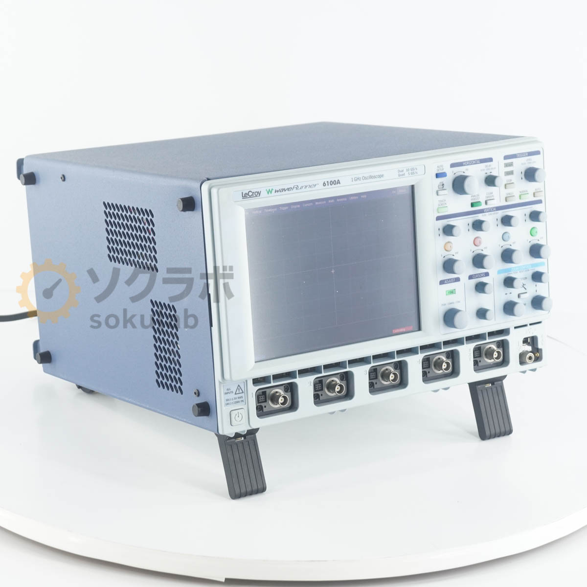 型番補足：6KA【保証あり】開発機関や研究所等から動作品として入荷いたしました。 当店では校正は行なっておりませんので、校正期限内レベルの精度・確度を保証するものではございません。 あくまでも中古品としてご理解の上、ご購入ください。 詳細は写真にてご確認ください。【当商品について】商品内容詳細は写真からご確認をお願いいたします。【外観・動作・補足コメント】やや傷や汚れがあります。波形が表示されることを確認いたしました。電源コードは付属いたしません。【サイズ】高さ24.00cm×幅37.00cm×奥行41.00cm　重さ約11.00kg【サイズ補足】