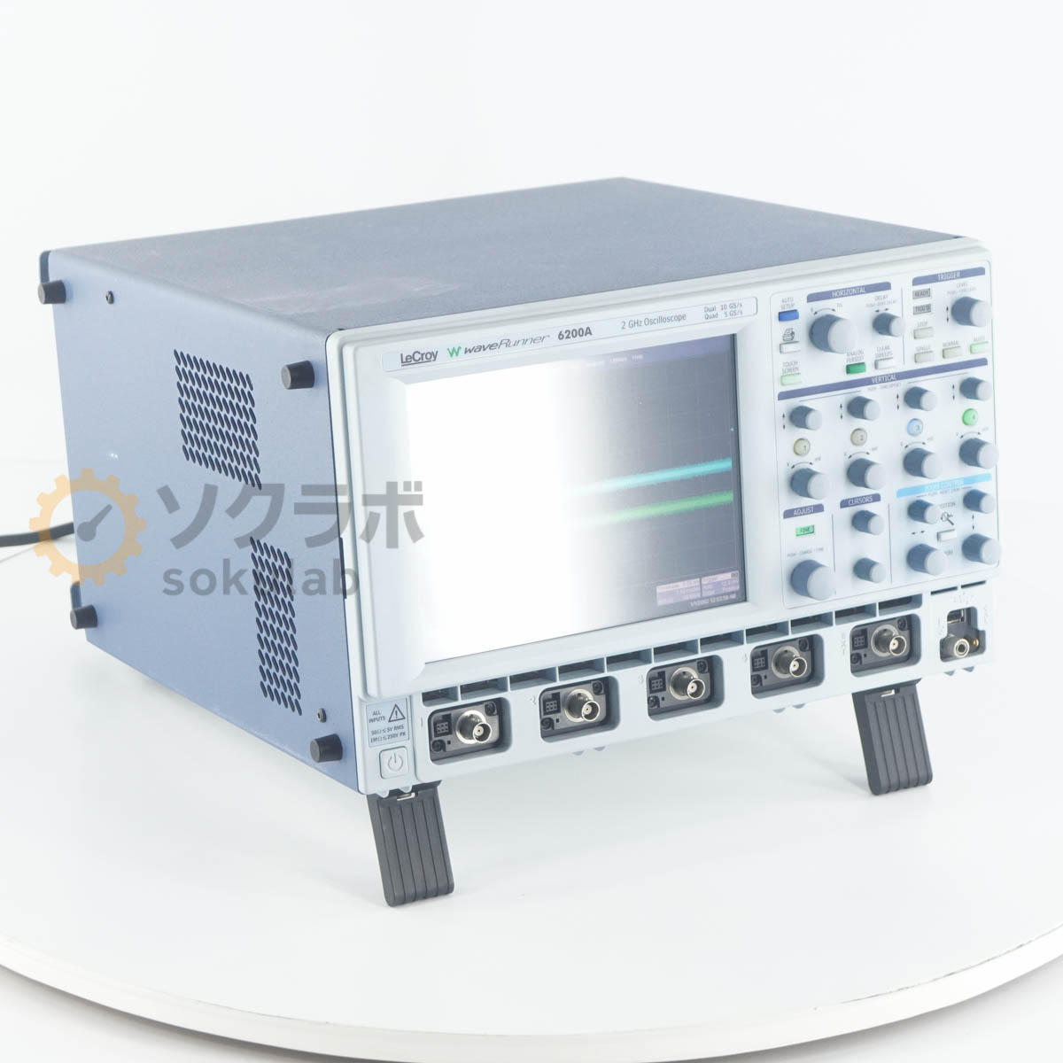 型番補足：6KA Hz：2GHz【保証あり】開発機関や研究所等から動作品として入荷いたしました。 当店では校正は行なっておりませんので、校正期限内レベルの精度・確度を保証するものではございません。 あくまでも中古品としてご理解の上、ご購入ください。 詳細は写真にてご確認ください。【当商品について】商品内容詳細は写真からご確認をお願いいたします。【外観・動作・補足コメント】やや傷や汚れがあります。波形が表示されることを確認いたしました。電源コードは付属いたしません。【サイズ】高さ24.00cm×幅37.00cm×奥行42.00cm　重さ約11.00kg【サイズ補足】