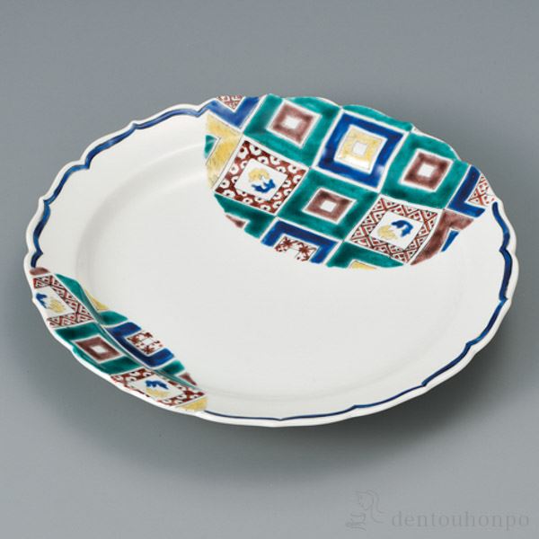 【LINE登録で300円クーポン】 九谷焼 盛皿 石畳の図 8.3号 ( 盛皿 プレート セット 食器 パーティー 九谷焼 結婚 出産 内祝い 引き出物 金婚式 誕生日プレゼント 還暦祝い 古希 喜寿 米寿 退職 定年 プレゼント お祝い お返し お礼 令和 両親 父 母 男性 女性 日本製 )