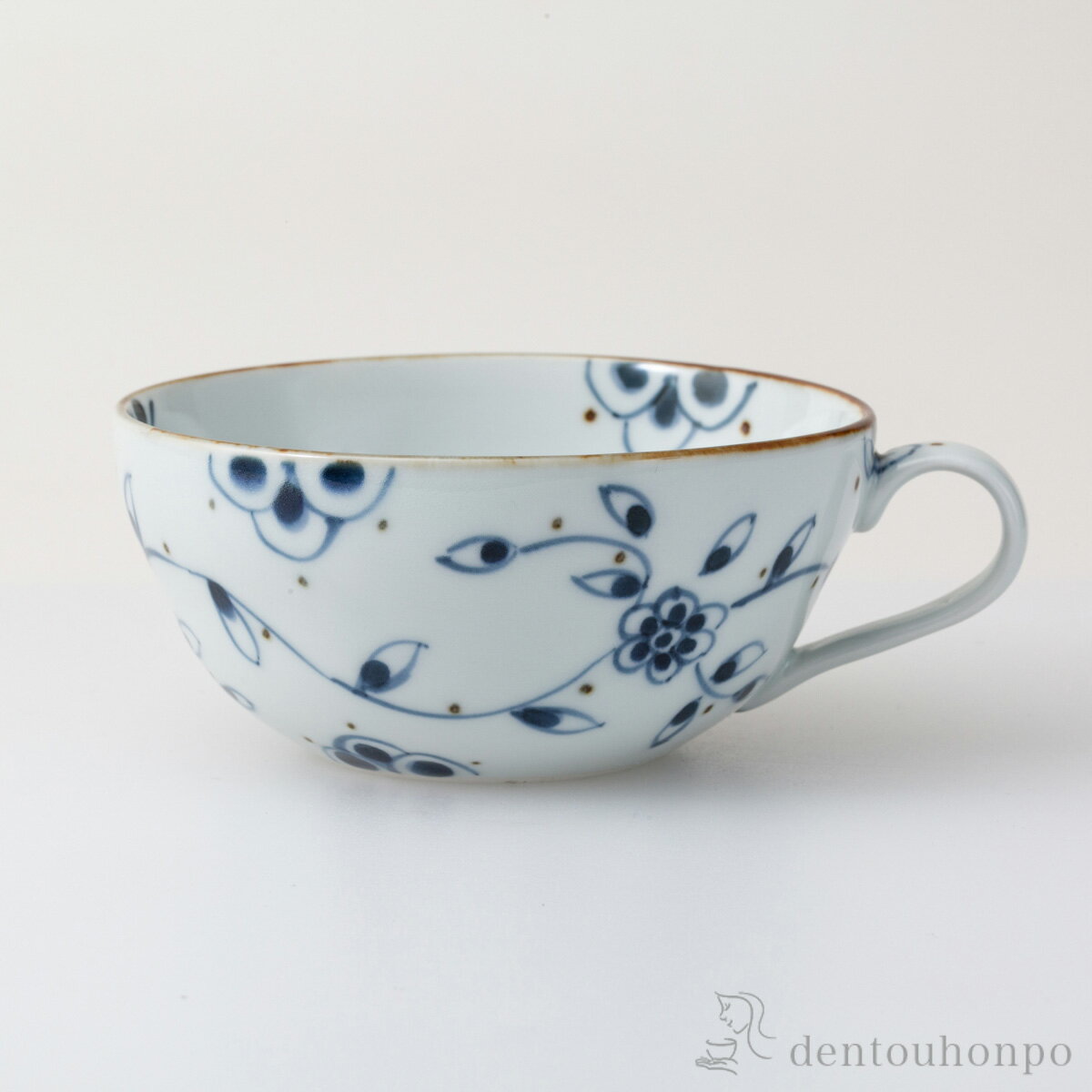 【LINE登録で300円クーポン】 ロイヤル フードマグ 青 ( プレゼント デザイン マグ オリジナル タンブラー 波佐見焼 結婚 出産 内祝い 引き出物 金婚式 誕生日プレゼント 還暦祝い 古希 喜寿 米寿 退職 定年 プレゼント お祝い お返し お礼 令和 両親 父 母 男性 )