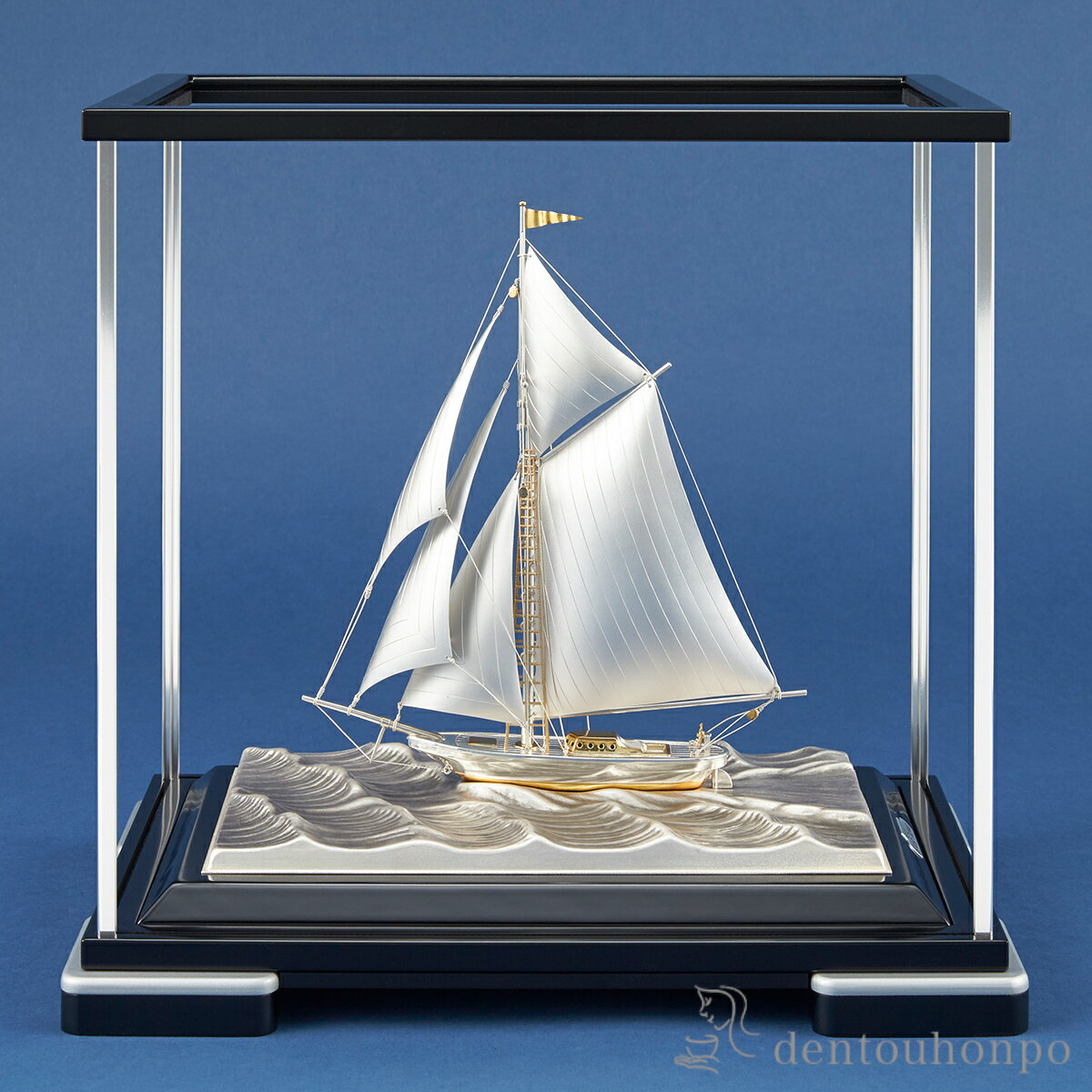 【5%OFFクーポン 本日23:59まで】 銀製 ヨット 1本マスト A・180g ソリッドケース ( プレート名入れ有料 木札名入れ有料 高級 コレクション ...