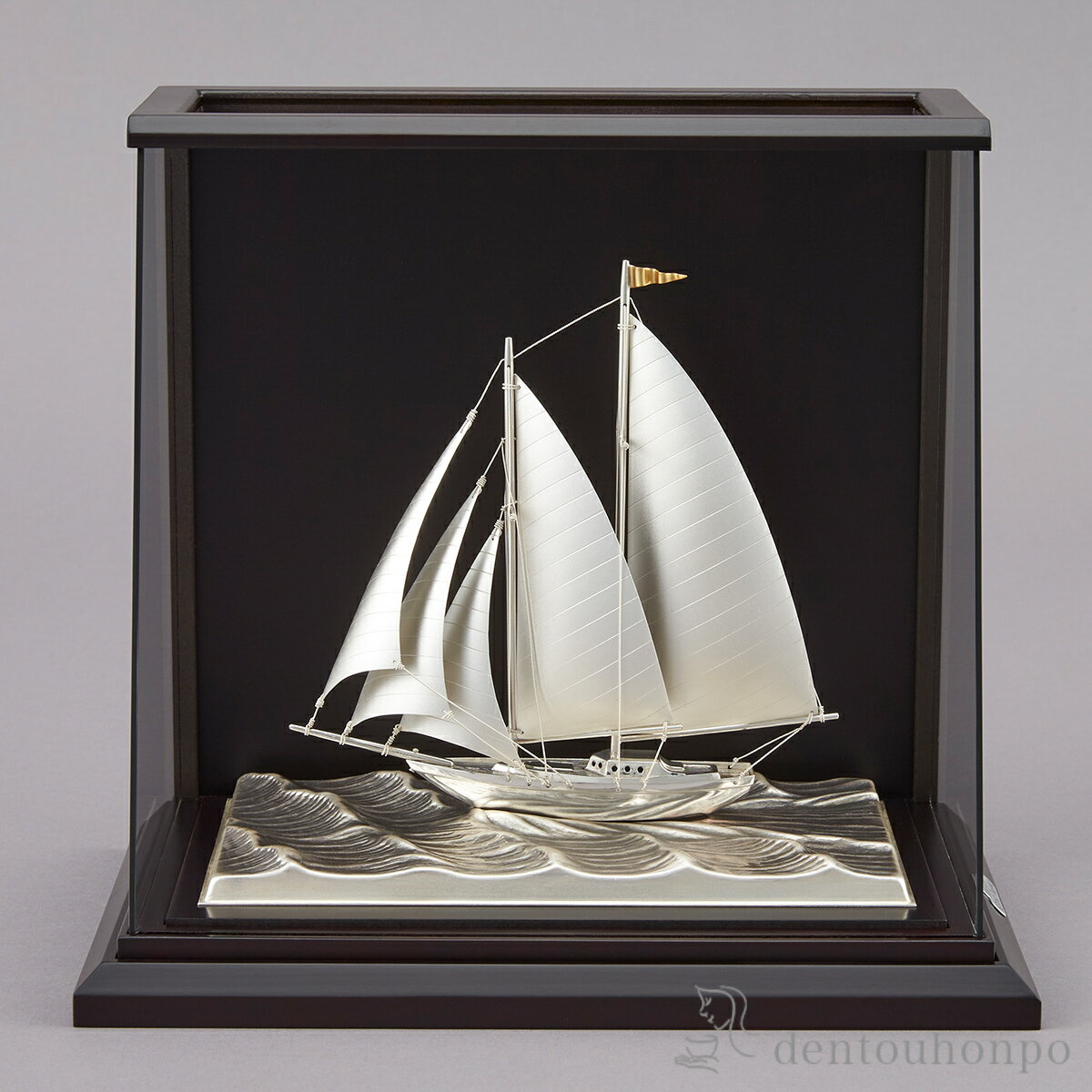 【5%OFFクーポン 本日23:59まで】 銀製 ヨット スクーナー A・82g スロープケース ( プレート名入れ有料 木札名入れ有料 高級 コレクション 美...