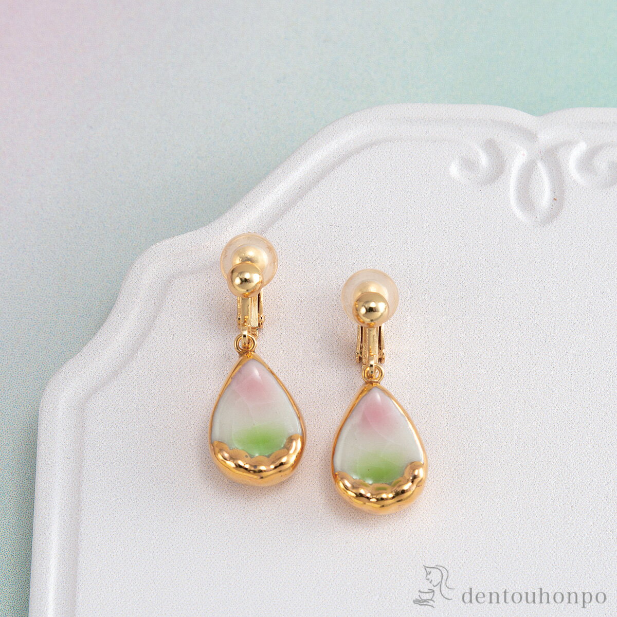 【LINE登録で300円クーポン】 イヤリング 春の雫 ( おしゃれ かわいい ジュエリー アクセサリー ギフト 九谷焼 結婚 出産 内祝い 引き出物 金婚式 ...